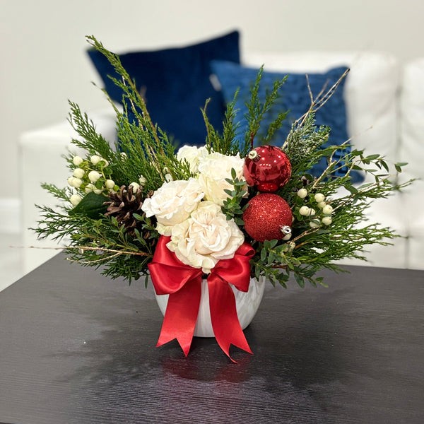 Holiday Cheers centerpiece